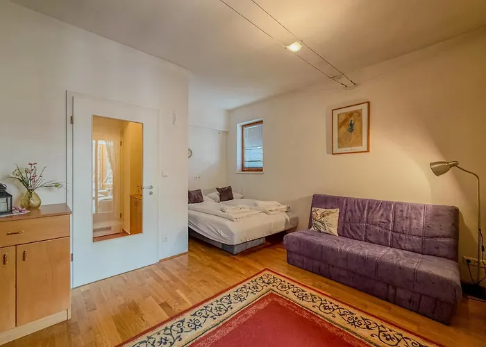 Salburg Apartmán Tröpolach